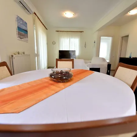 Edelweiss By Travelpro Services Kallithea Halkidiki * Kallithea (Chalkidiki)